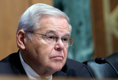 Menendez joins lists of senators who have been indicted