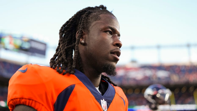 Broncos' Jerry Jeudy carted off field with hamstring injury during joint practice with Rams