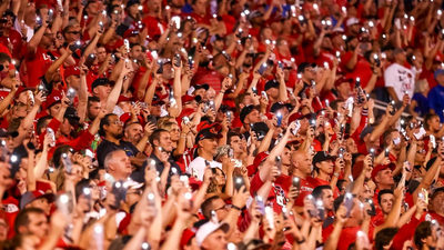 UteQuake: Fans shake the stadium during Utah win