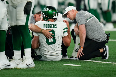 Rodgers' injury leaves Jets fans disappointed but oddly optimistic