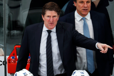 Mike Babcock resigns as Blue Jackets coach amid investigation involving players' photos