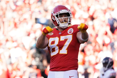 Travis Kelce jersey sales increase nearly 400% after Taylor Swift attends Chiefs game: report