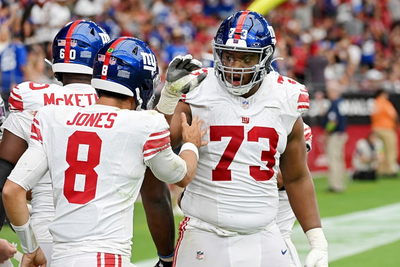 Offensive tackle Evan Neal apologizes to Giants fans for lashing out at them after being booed