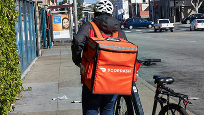DoorDash removes delivery driver from platform after video appears to show him spitting on customer's order