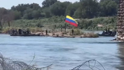VIDEO: Illegal migrants plant foreign flag on Texas island in Rio Grande as border crisis grows