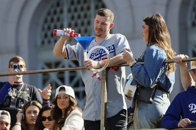 Dodgers pitcher borrows team legend's game-worn jersey for World Series parade