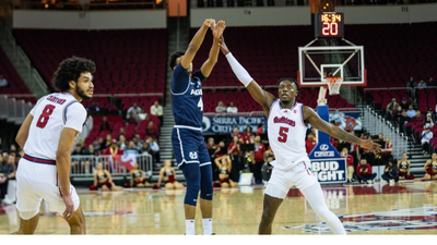 Martinez scores 30 as USU beats Fresno State, 89-81