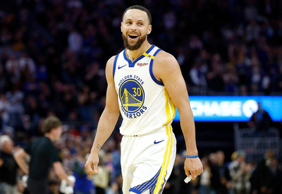 Warriors' Steph Curry becomes investor in Unrivaled Basketball