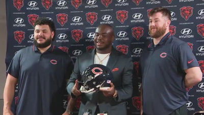 Johnson: Jackson and Thuney are 'tough,' 'gritty' and 'dirty' players the Bears need on the O-line