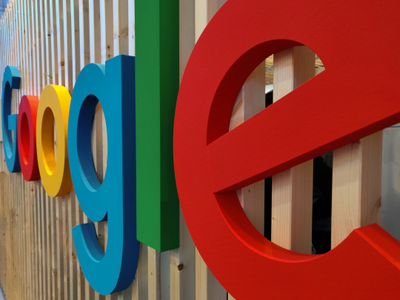 Google reportedly looking at smart glasses