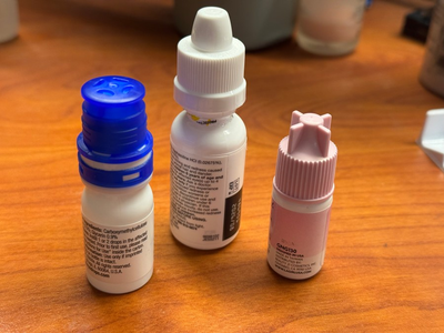 This common mixup is causing people to accidentally put glue in their eyes