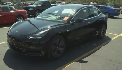 Sheryl Crow's Tesla sold at auction in Indiana