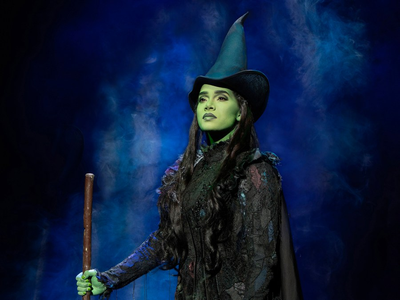 Here's a behind-the-scenes look of the 'Wicked' Broadway tour as it flies into Utah