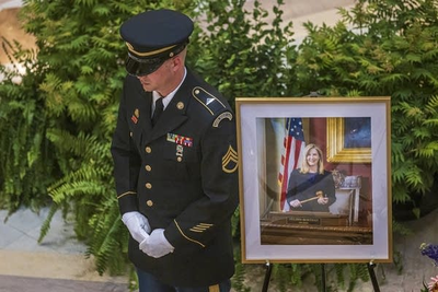 Minnesota adds post to probe threats against officials