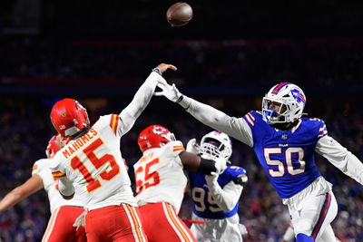 Allen has 3 TDs and Bills use sturdy defense to top Mahomes and Chiefs 28-21