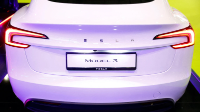Tesla’s Model 3 emergency door release controls are being investigated