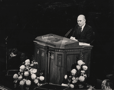 Who is President Dallin H. Oaks? A look back at his life before and during his ministry
