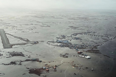 Alaska airlifting hundreds from storm-devastated coastal villages