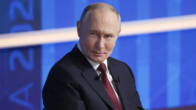 Putin claims 'troops are advancing,' will achieve goals as EU approves massive Ukraine loan