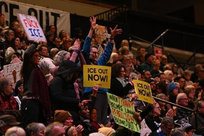 Experts say the divide between Minnesota and federal authorities is unprecedented