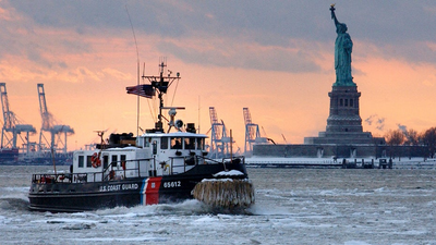 Noem rips Dems for using families as ‘political weapons’ as DHS funding fight threatens life beyond ICE