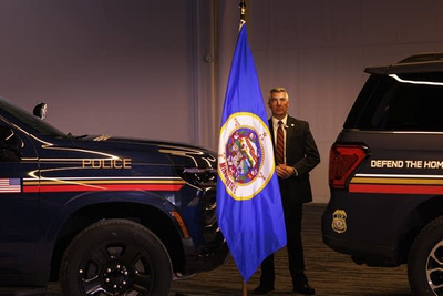 Inver Grove Heights switches back to old flag