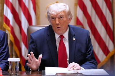 Trump says Iran 'negotiating on fumes,' insists that midterm elections won't impact his war strategy