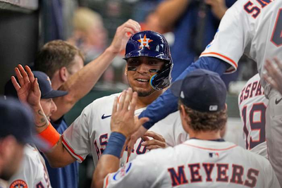 All-Star infielder Isaac Paredes and Houston Astros agree to $9.35 million, 1-year contract