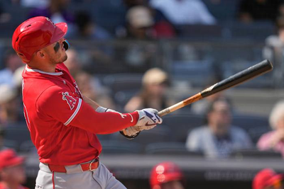 Mike Trout crushes another Yankee Stadium homer, his fifth in four games