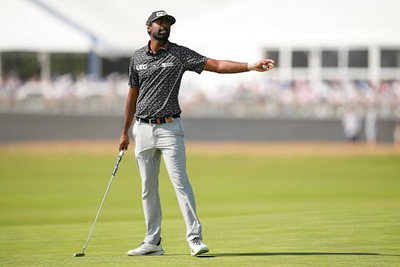 A 'Who's That?' list of dreamers joins Scheffler in 2nd at the US Open, needing to make up 6 shots