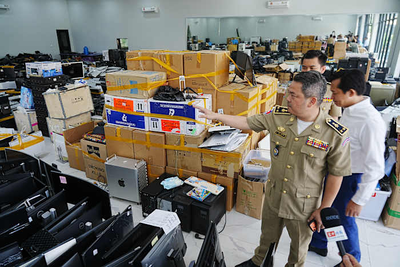 Cambodia advances a scam center law with penalties of up to life in prison