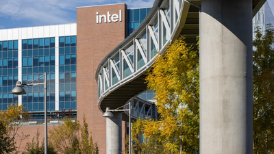 Intel focuses on power efficiency and cost with new chip designs