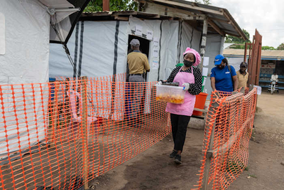 As Congo grapples with Ebola, volunteers cook meals to support patients