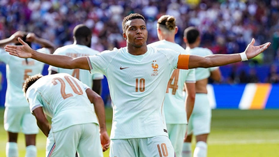 Kylian Mbappé, Ousmane Dembélé fire France into World Cup semifinals with win over Morocco