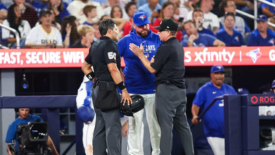Blue Jays-Red Sox game thrown into chaos by 17-minute 'rules check,' massive scoreboard mistake