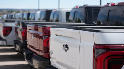 Power outage? Automakers want you to use your EV as a backup source