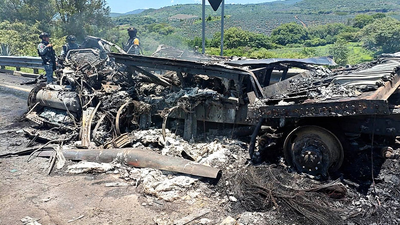 Four Americans caught in horrific Mexico highway pileup that killed at least 10