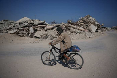 Hamas says a deal has been reached in Gaza, and other developments in the Middle East
