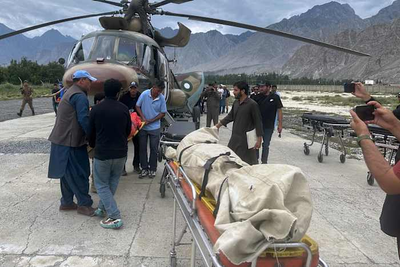 Pakistan army helicopters airlift bodies of famed climber Purja and 4 others killed in avalanche