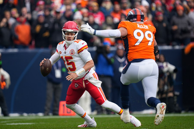 Wilson, Simmons lead Denver Broncos to first win over Chiefs since 2015 with a 21-9 thrashing