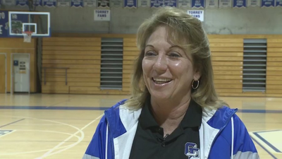 Led by a legend: SoCal Basketball Hall of Fame inductee leads La Jolla girls' team