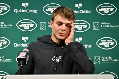Jets continue to search for answers on offense. There won't be a change at quarterback, though