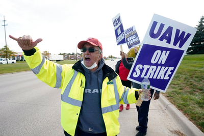Autoworkers strike at Stellantis plant shutting down big profit center, 41,000 workers now picketing