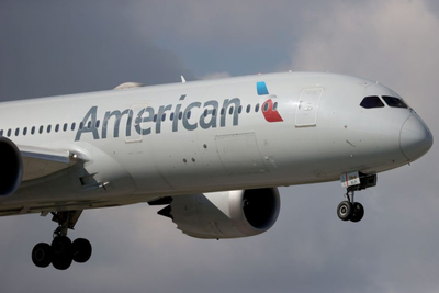 Mom sues American Airlines, claims kids were kept in 'jail-like room' at airport