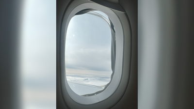 Flight took off with missing window panes, UK investigators report