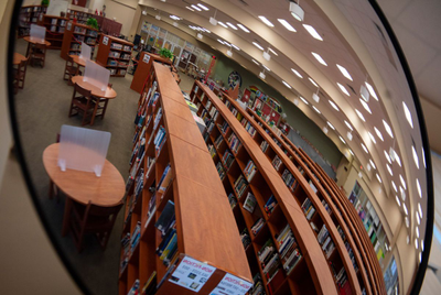 Federal appeals court questions Texas’ new school library regulations