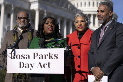 Lawmakers push to make December 1st a national holiday named after Rosa Parks