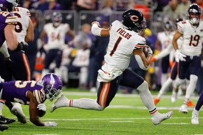 Bears outlast Vikings 12-10 on 4th field goal by Santos after 4 interceptions of Dobbs