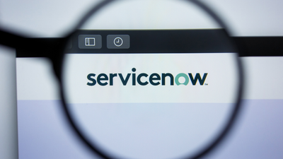 ServiceNow adds gen AI to more workflows, including chatbot creation