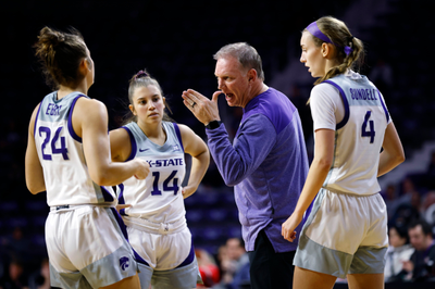 Kansas State jumps to 4th in women's AP Top 25; South Carolina is still No. 1